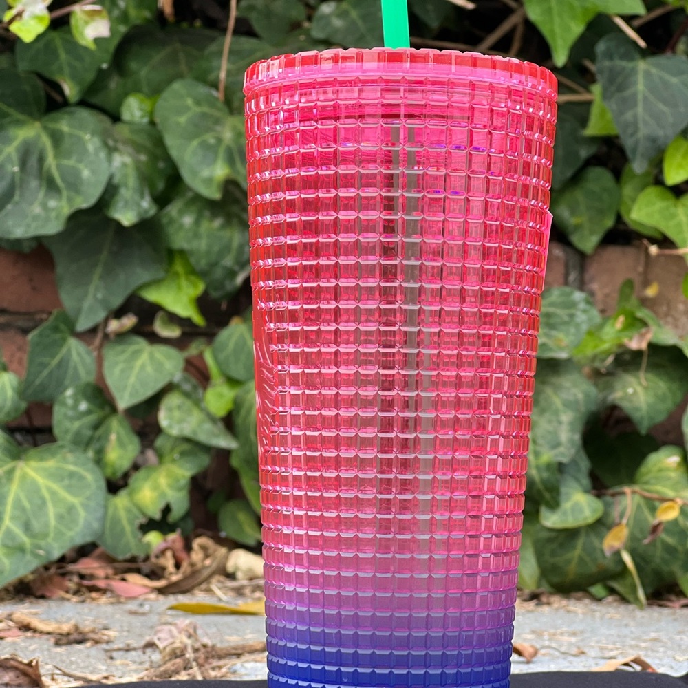 Starbucks 2022 Pink and Purple Grid Kaleidoscope 24 oz Venti Tumbled